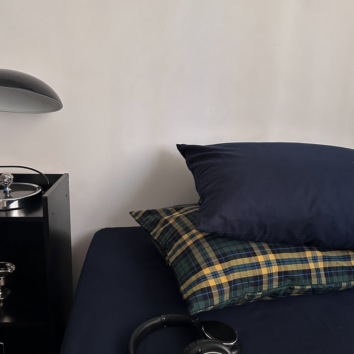 91家纺网 家纺一手货源 找家纺 柚可家居 2026新款色织水洗棉全棉四件套-查尔斯诗集 （券后标准不低于258元，加大不低于278元）会员-5元 查尔斯诗集（枕套格子+藏蓝）