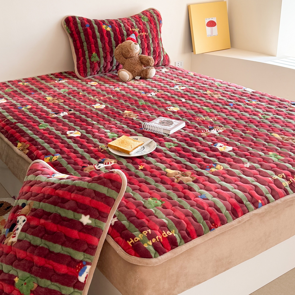 91家纺网 家纺一手货源 找家纺 Sweet dreams甜梦 2025新款高克重牛奶绒印花夹棉床笠圣诞款 糖豆