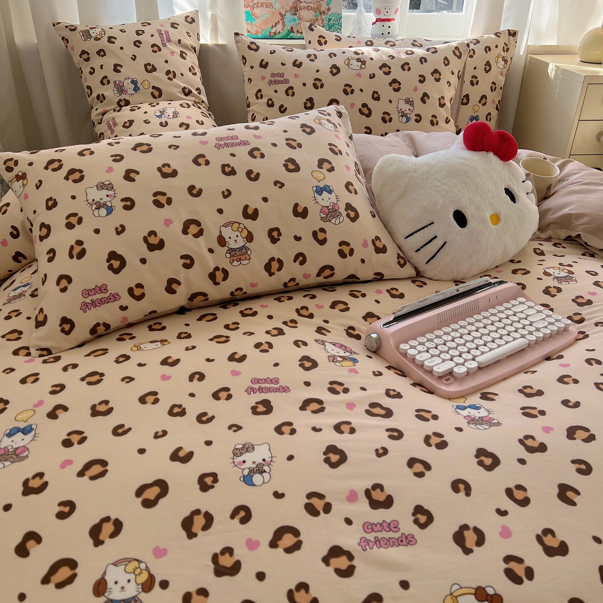 91家纺网 家纺一手货源 找家纺 （总）六巷胡同 2026春夏新款INS卡通基础款全棉纯棉四件套-系列一