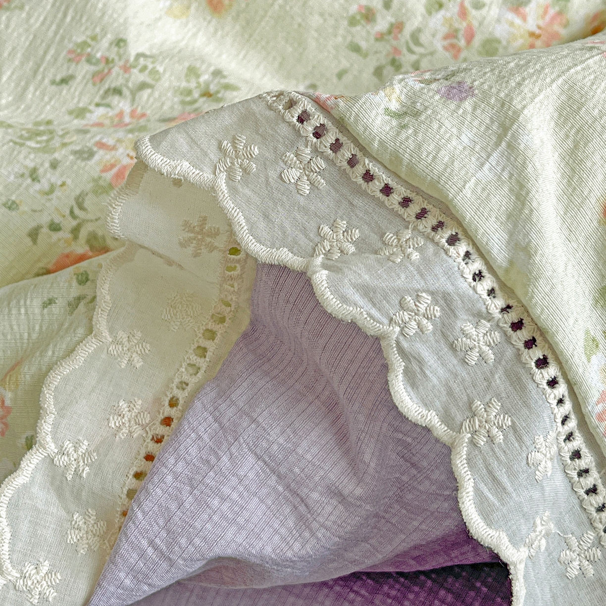 91家纺网 家纺一手货源 找家纺 一比一 2026新款云感皱皱双层纱四件套-全棉花边款【控价99元销售】半夏绿