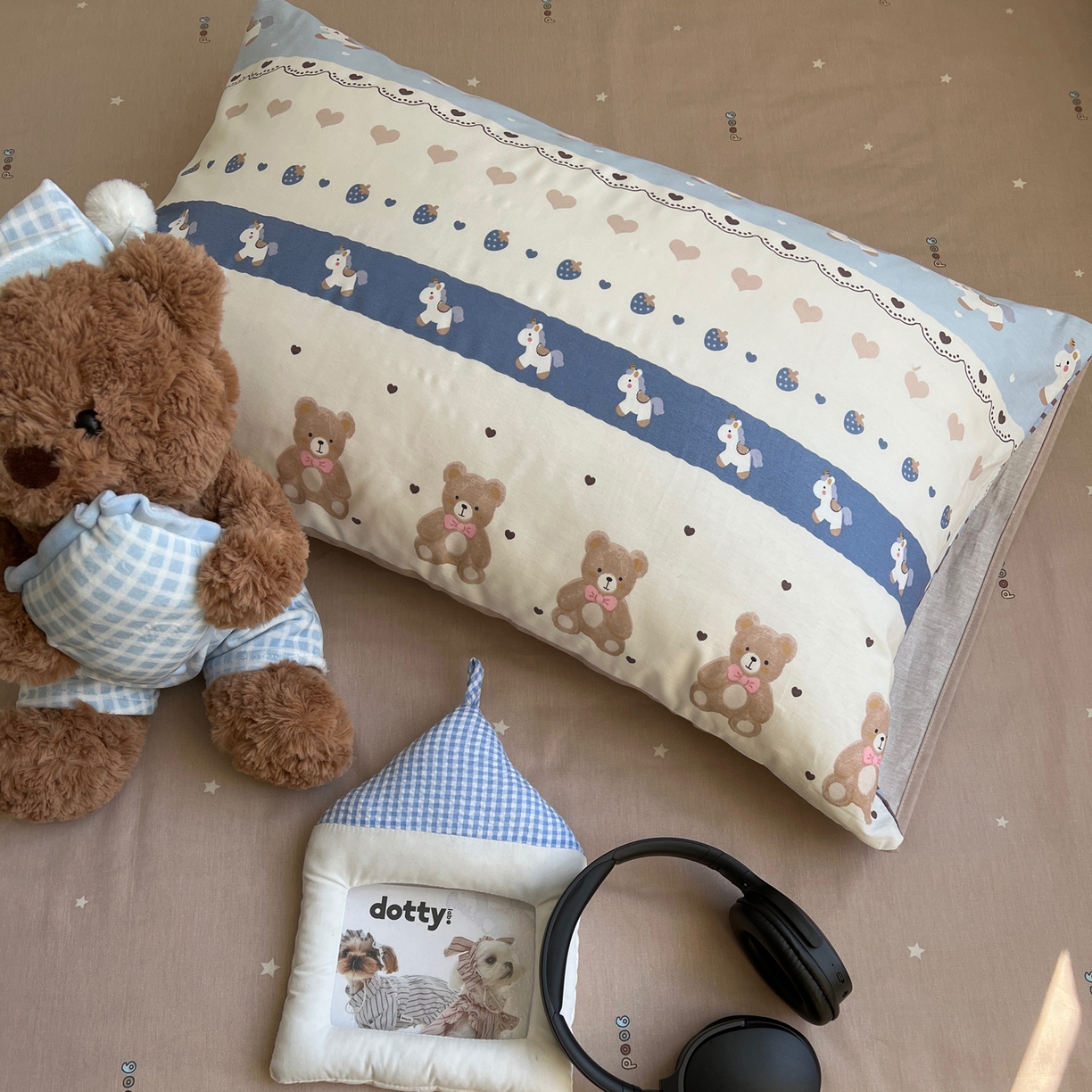 91家纺网 家纺一手货源 找家纺 六巷胡同 2026春夏新款INS卡通基础款全棉纯棉四件套-系列一 费尔岛熊熊