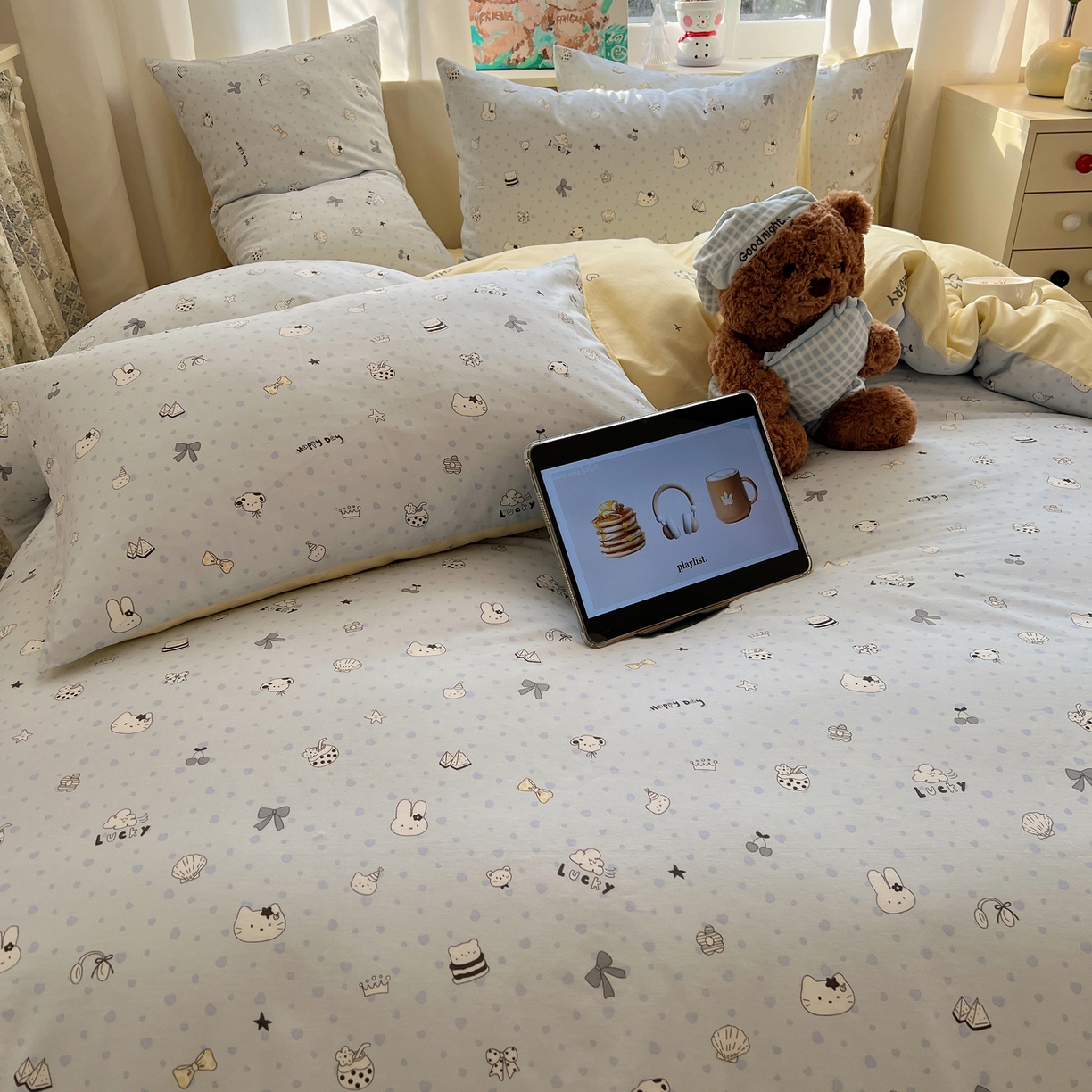 91家纺网 家纺一手货源 找家纺 六巷胡同 2026春夏新款INS卡通基础款全棉纯棉四件套-系列一 海滩欢乐季