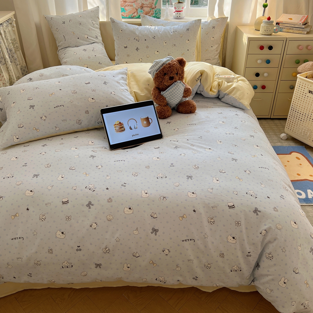 91家纺网 家纺一手货源 找家纺 六巷胡同 2026春夏新款INS卡通基础款全棉纯棉四件套-系列一 海滩欢乐季