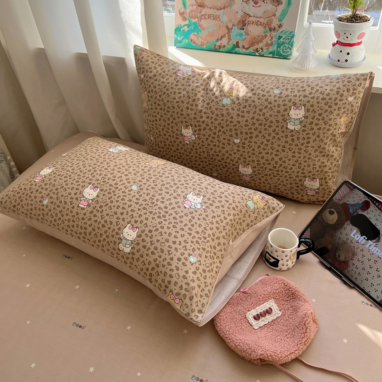 91家纺网 家纺一手货源 找家纺 六巷胡同 2026春夏新款INS卡通基础款全棉纯棉四件套-系列一 咖豹纹喵喵