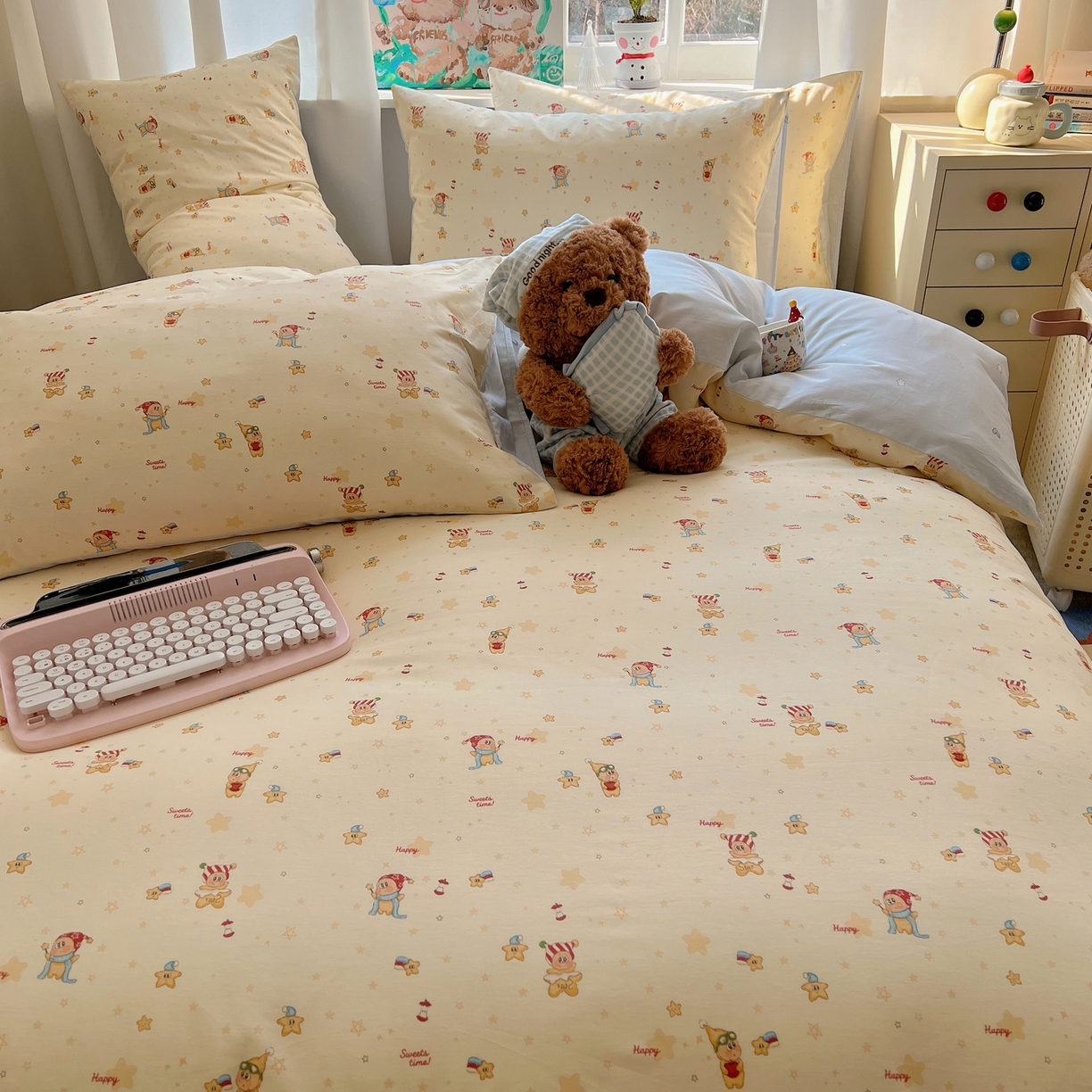 91家纺网 家纺一手货源 找家纺 六巷胡同 2026春夏新款INS卡通基础款全棉纯棉四件套-系列一 魔法星星仔