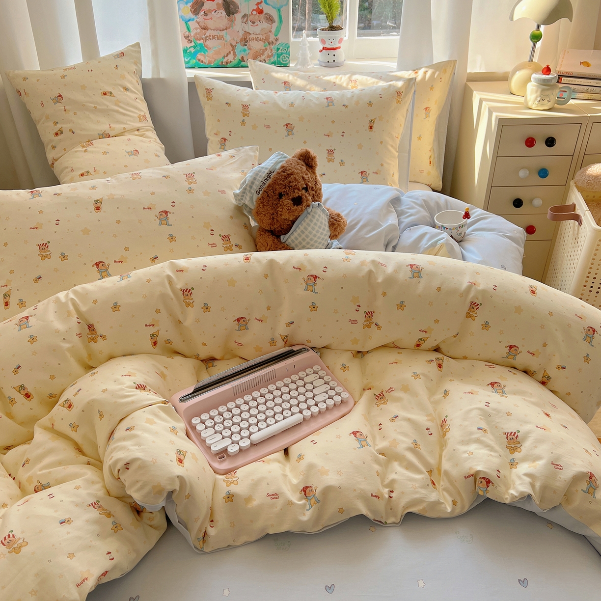 91家纺网 家纺一手货源 找家纺 六巷胡同 2026春夏新款INS卡通基础款全棉纯棉四件套-系列一 魔法星星仔