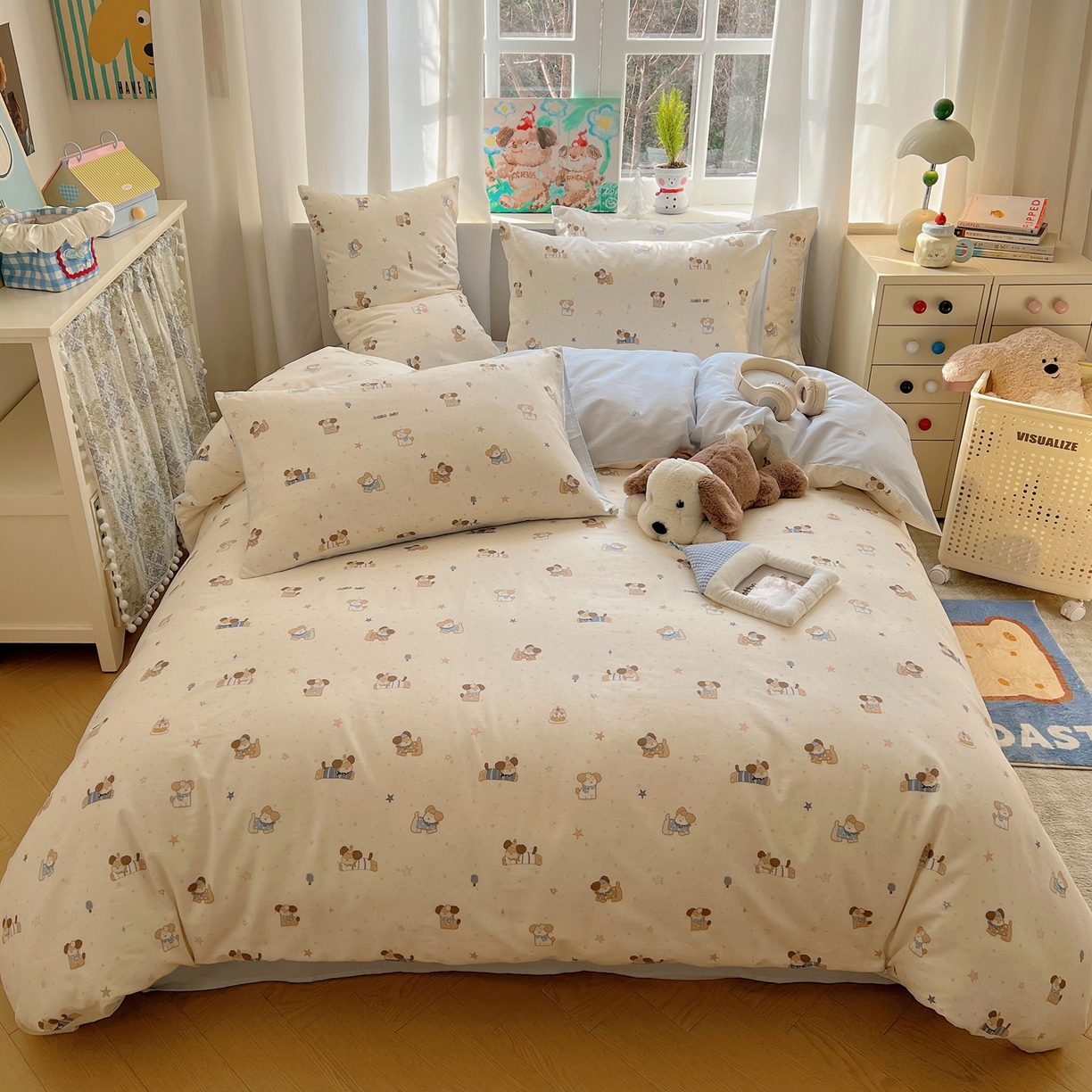 91家纺网 家纺一手货源 找家纺 六巷胡同 2026春夏新款INS卡通基础款全棉纯棉四件套-系列一 星星小萌犬