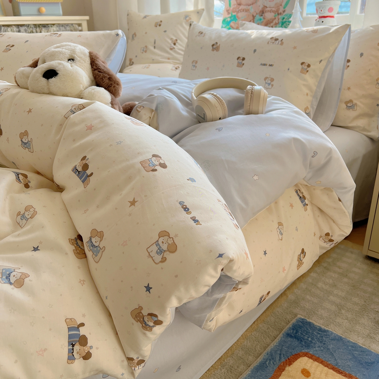 91家纺网 家纺一手货源 找家纺 六巷胡同 2026春夏新款INS卡通基础款全棉纯棉四件套-系列一 星星小萌犬