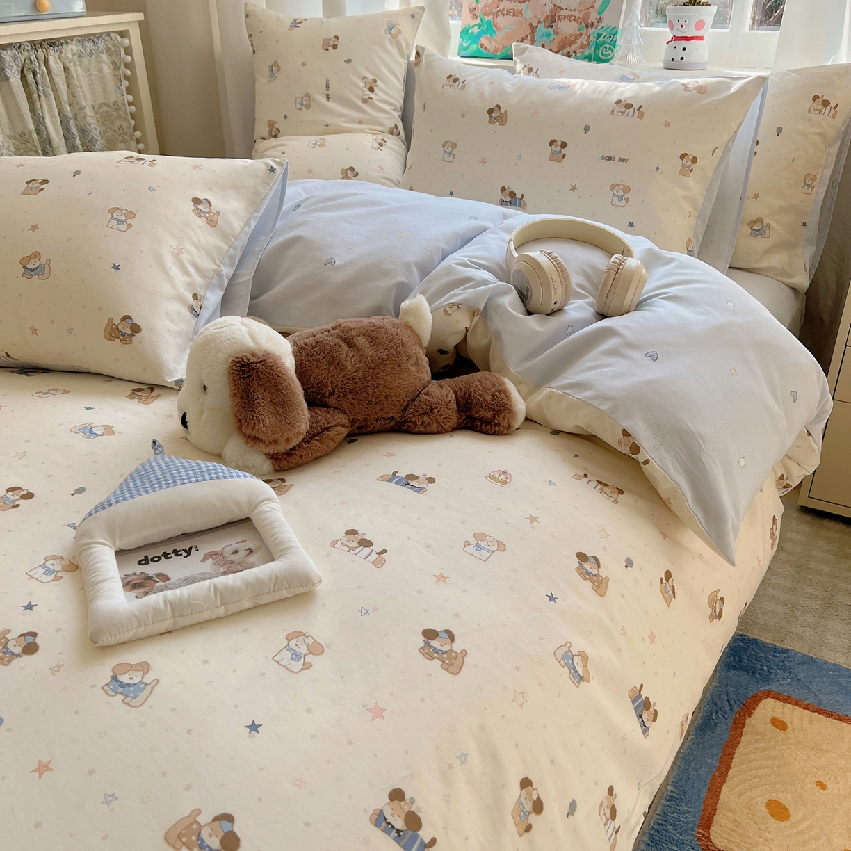 91家纺网 家纺一手货源 找家纺 六巷胡同 2026春夏新款INS卡通基础款全棉纯棉四件套-系列一 星星小萌犬