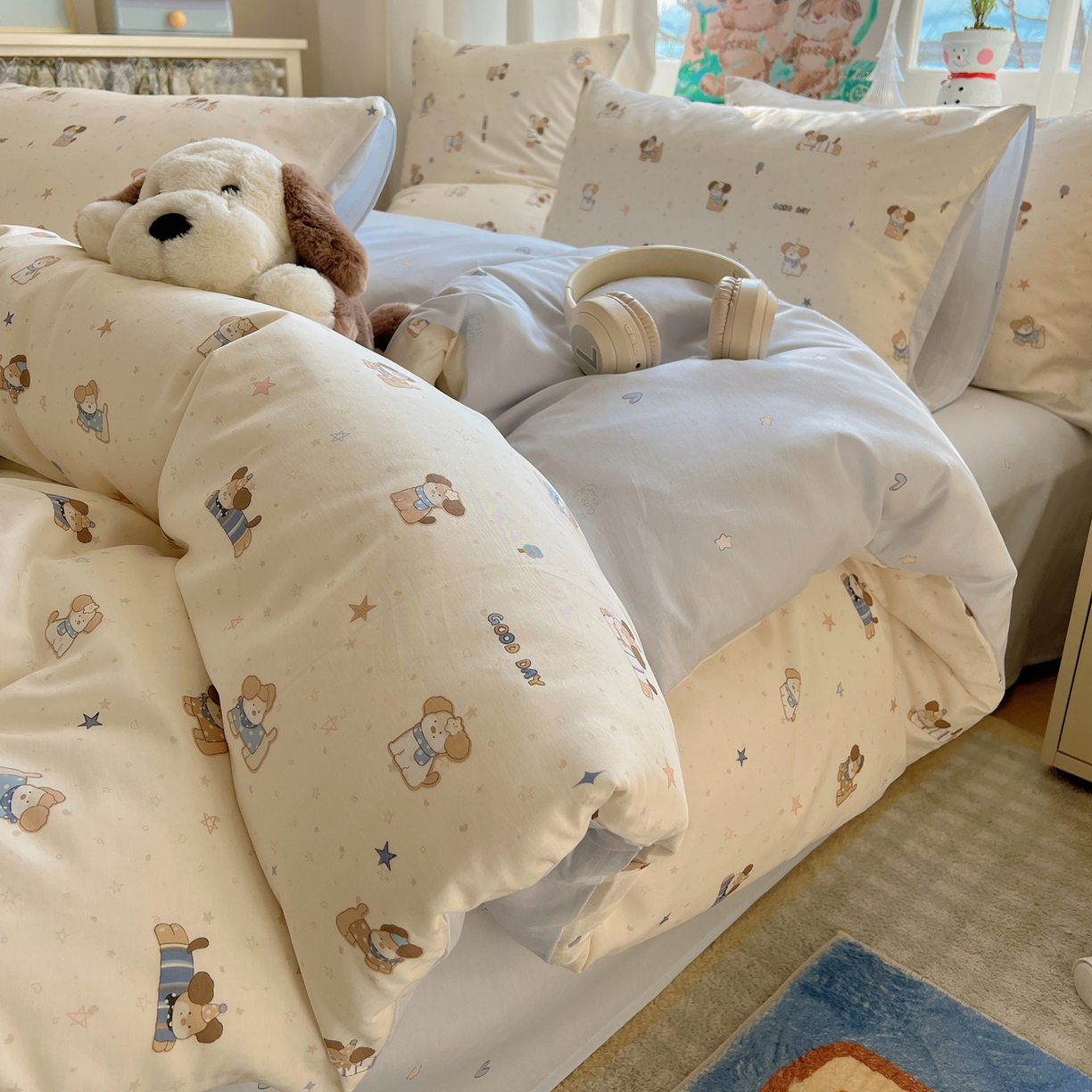 91家纺网 家纺一手货源 找家纺 六巷胡同 2026春夏新款INS卡通基础款全棉纯棉四件套-系列一 星星小萌犬