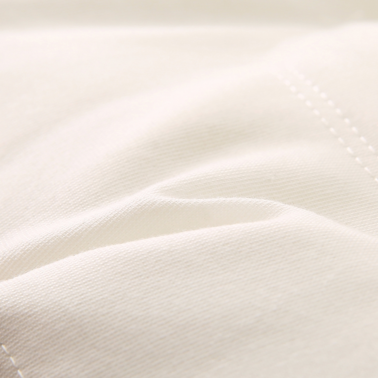 91家纺网 家纺一手货源 找家纺 （总）橘夏家纺 2025新款英文刺绣按摩枕枕头枕芯