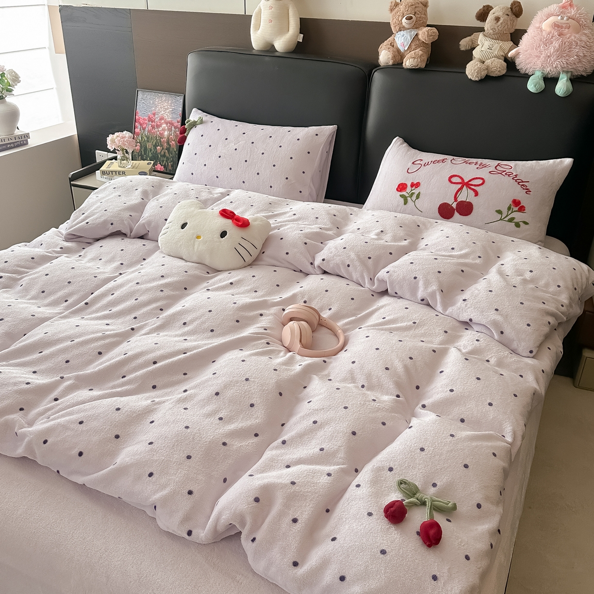 91家纺网 家纺一手货源 找家纺 （总）子钦家纺 2025秋冬新款小红书同款加厚牛奶绒樱桃蝴蝶结款毛巾绣床单床笠四件套-樱桃公主