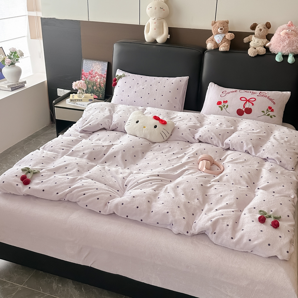 91家纺网 家纺一手货源 找家纺 子钦家纺 2025秋冬新款小红书同款加厚牛奶绒樱桃蝴蝶结款毛巾绣床单床笠四件套-樱桃公主 樱桃公主-紫波点