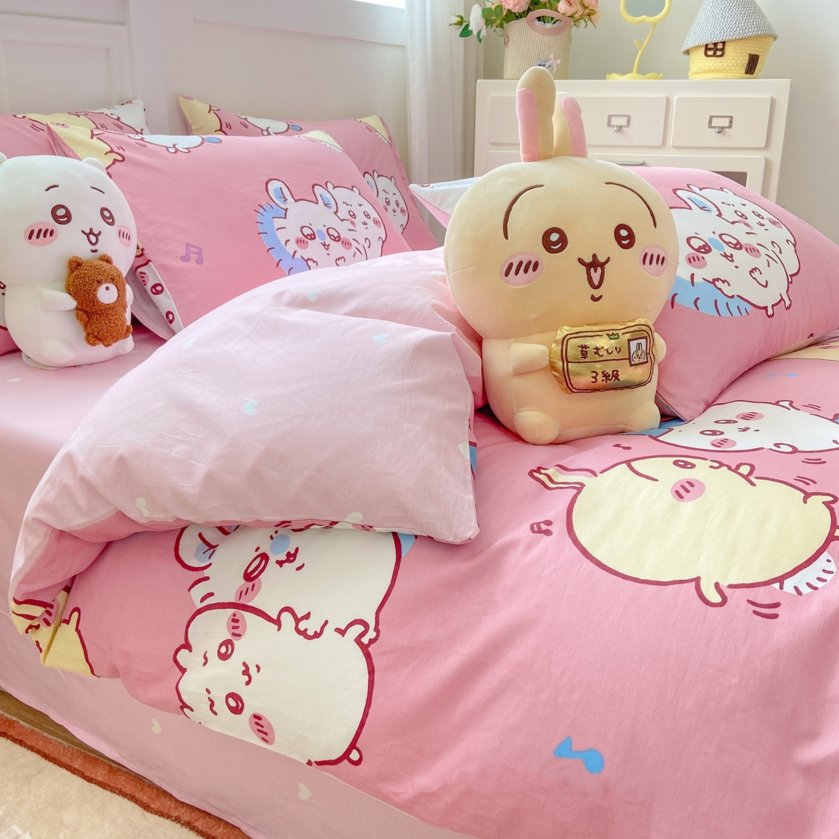 91家纺网 家纺一手货源 找家纺 博雅 2025新款吉伊卡哇正版授权全棉卡通印花四件套 粉色吉伊卡哇