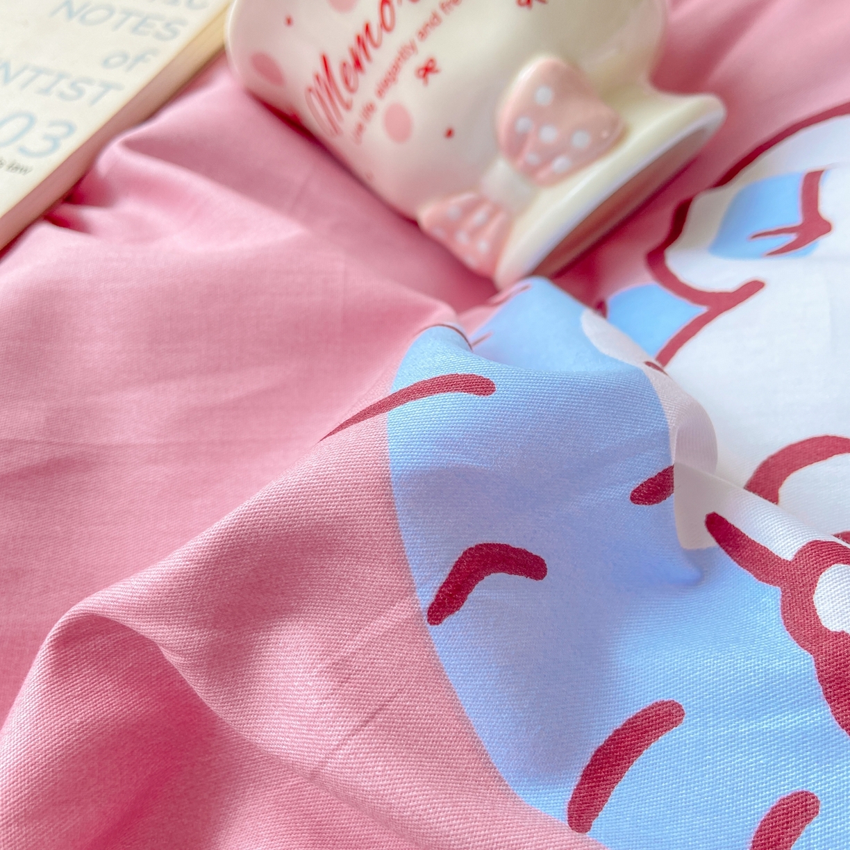 91家纺网 家纺一手货源 找家纺 博雅 2025新款吉伊卡哇正版授权全棉卡通印花四件套 粉色吉伊卡哇