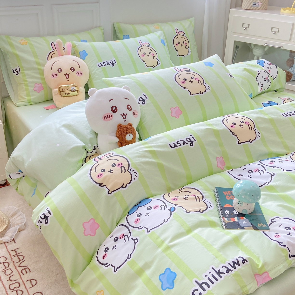 91家纺网 家纺一手货源 找家纺 博雅 2025新款吉伊卡哇正版授权全棉卡通印花四件套 绿条纹吉伊卡哇