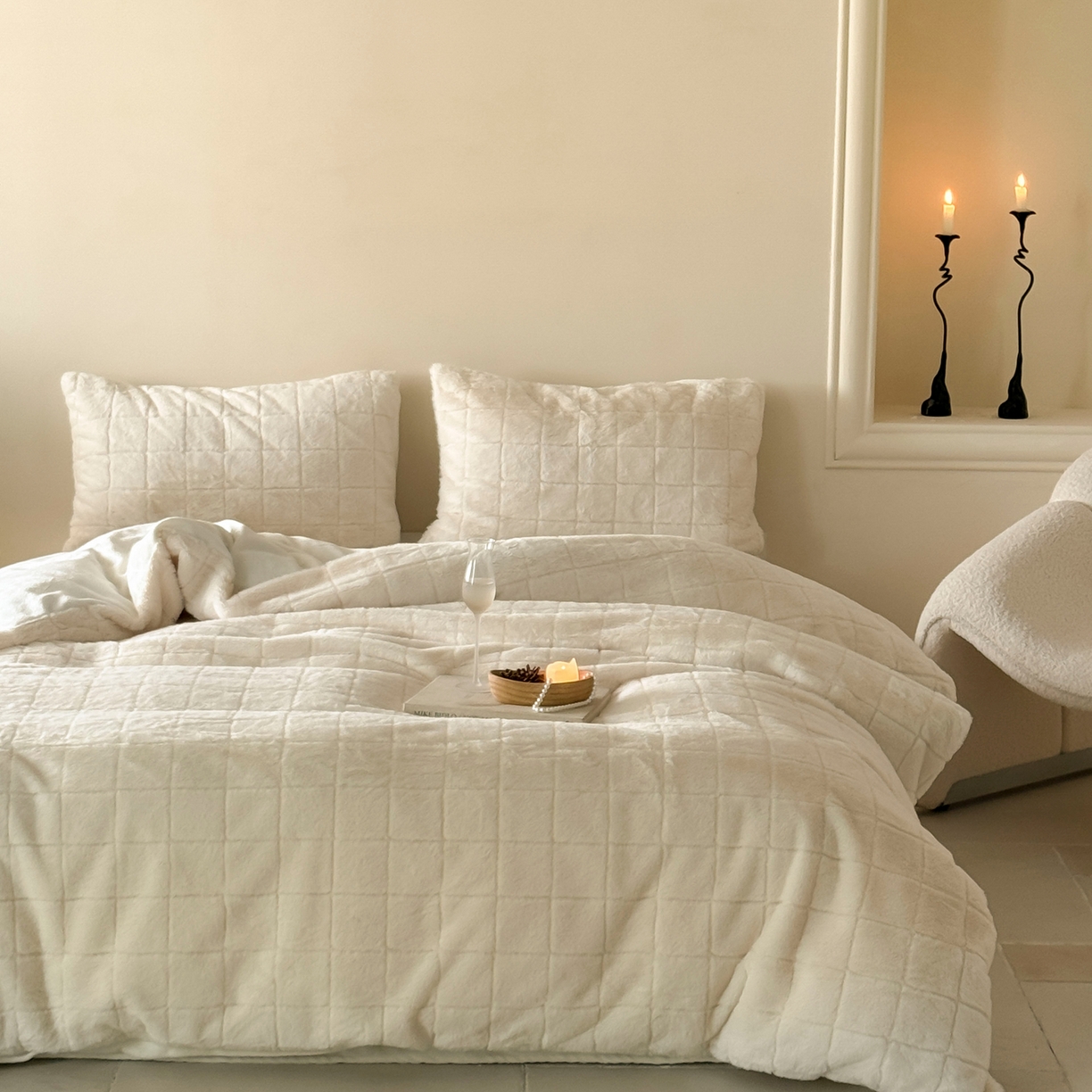 91家纺网 家纺一手货源 找家纺 （总）ONE TWO ONE 121 2025秋冬新款纯色双拼兔毛绒牛奶绒床上用品被套床单枕套四件套被子床垫褥子被芯毛毯-晚意方糖【提供买家秀 会员-10 】