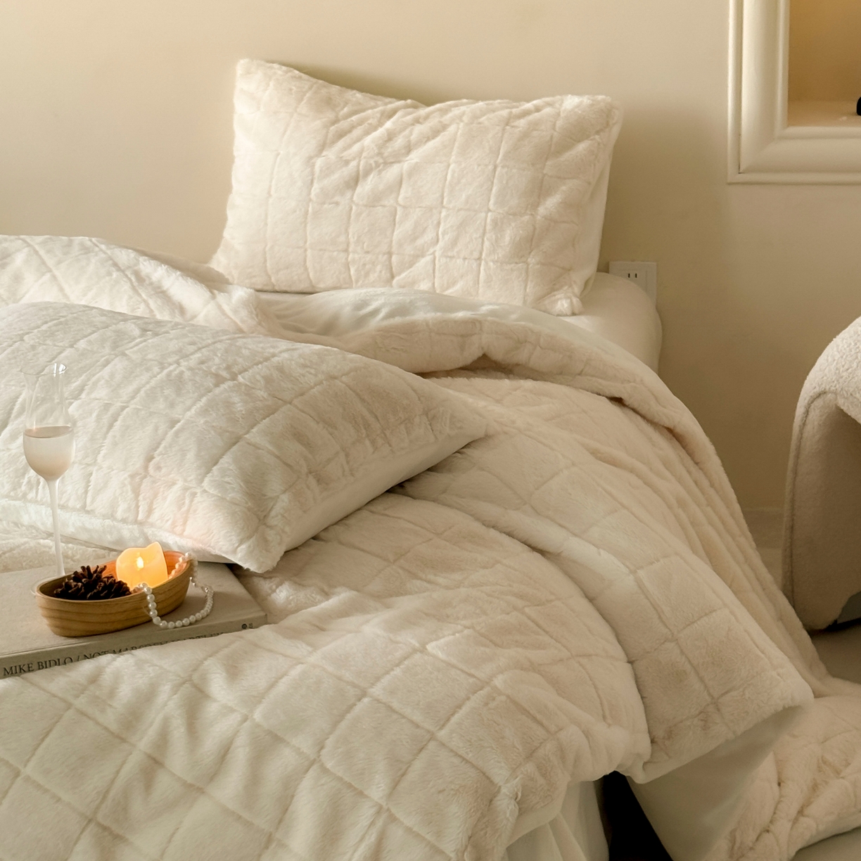 91家纺网 家纺一手货源 找家纺 （总）ONE TWO ONE 121 2025秋冬新款纯色双拼兔毛绒牛奶绒床上用品被套床单枕套四件套被子床垫褥子被芯毛毯-晚意方糖【提供买家秀 会员-10 】