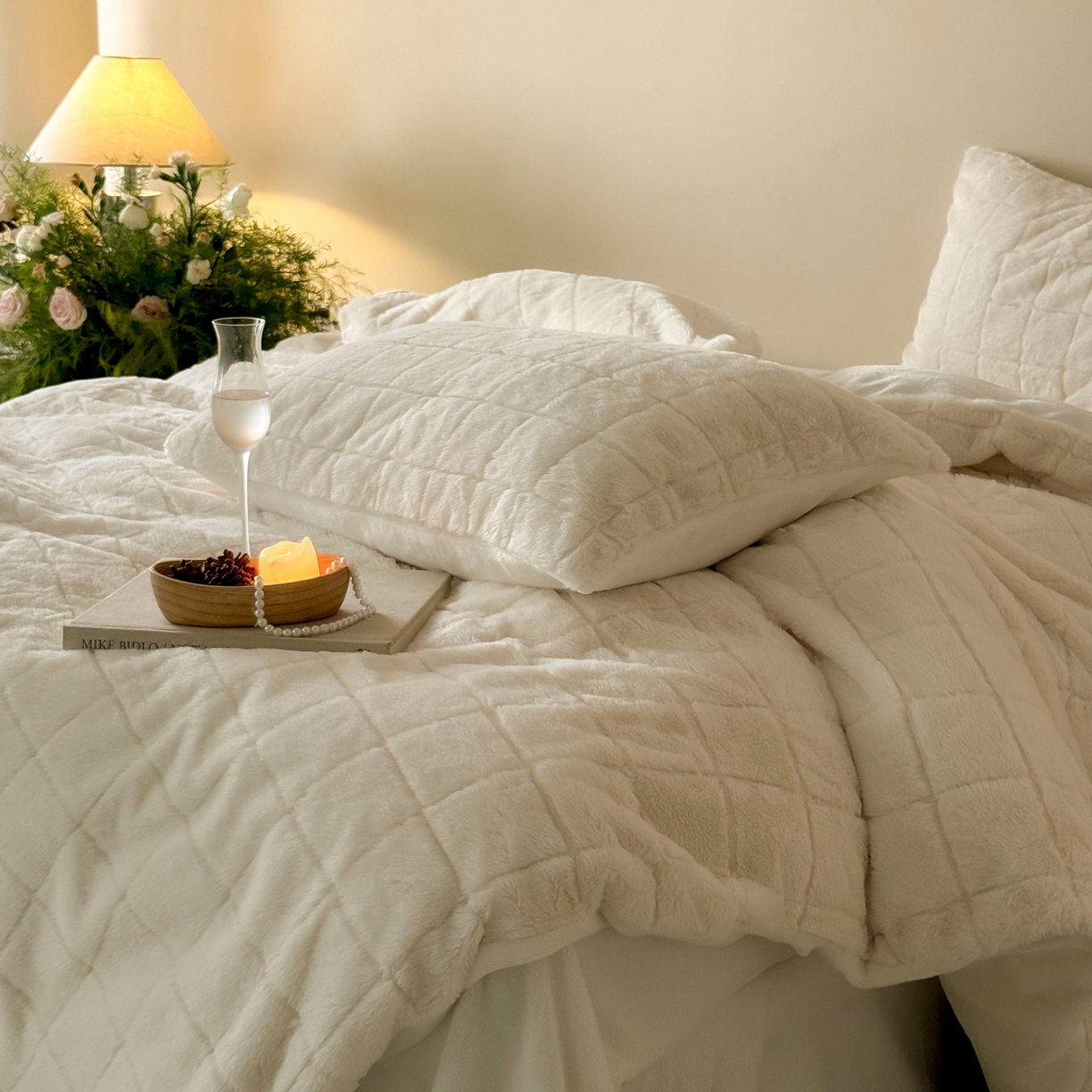 91家纺网 家纺一手货源 找家纺 （总）ONE TWO ONE 121 2025秋冬新款纯色双拼兔毛绒牛奶绒床上用品被套床单枕套四件套被子床垫褥子被芯毛毯-晚意方糖【提供买家秀 会员-10 】