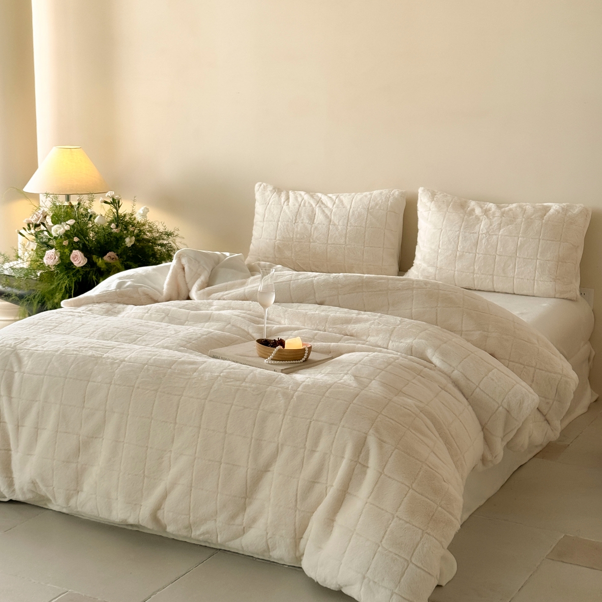 91家纺网 家纺一手货源 找家纺 （总）ONE TWO ONE 121 2025秋冬新款纯色双拼兔毛绒牛奶绒床上用品被套床单枕套四件套被子床垫褥子被芯毛毯-晚意方糖【提供买家秀 会员-10 】