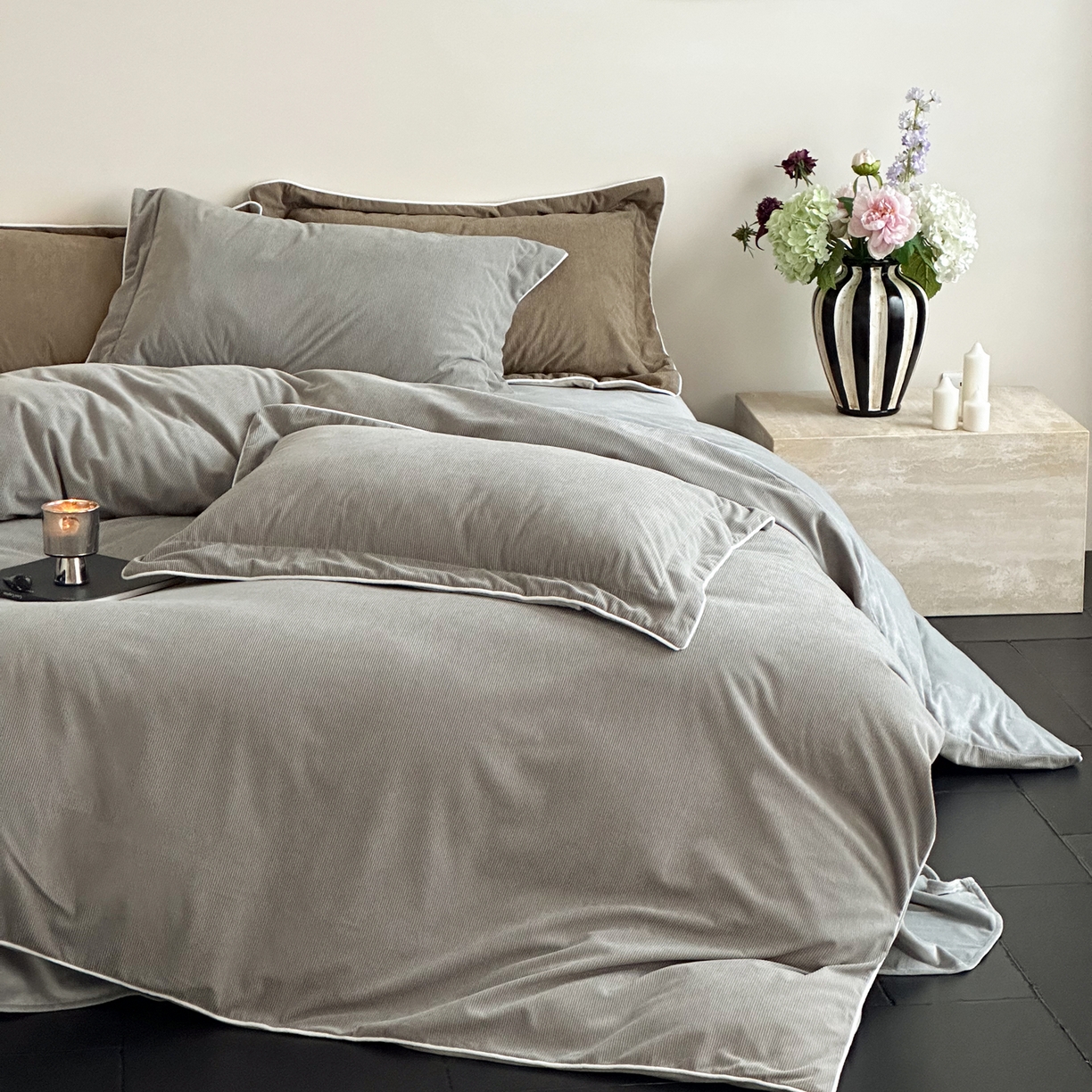 91家纺网 家纺一手货源 找家纺 ONE TWO ONE 121 【提供买家秀】【控价商品】2025新款提花婴儿绒四件套牛奶绒被套床单枕套毛毯被罩被子被芯床品控价 【卷后标准 268 加大 288 】会员-10 沉香-灰