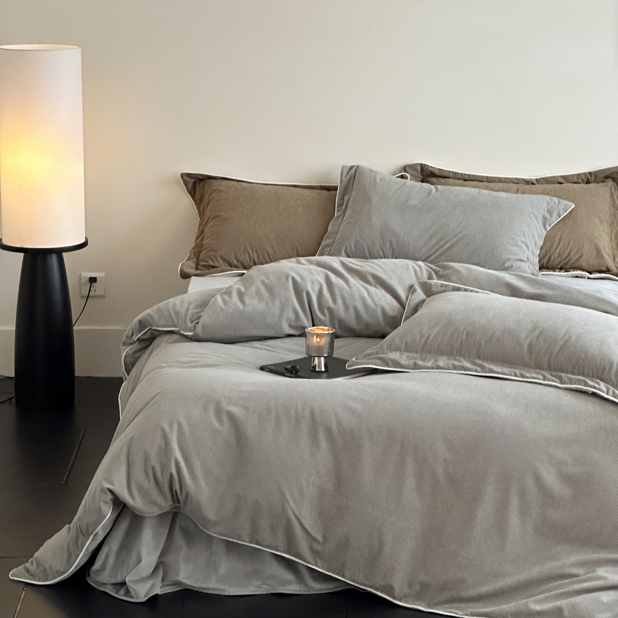 91家纺网 家纺一手货源 找家纺 ONE TWO ONE 121 【提供买家秀】【控价商品】2025新款提花婴儿绒四件套牛奶绒被套床单枕套毛毯被罩被子被芯床品控价 【卷后标准 268 加大 288 】会员-10 沉香-灰