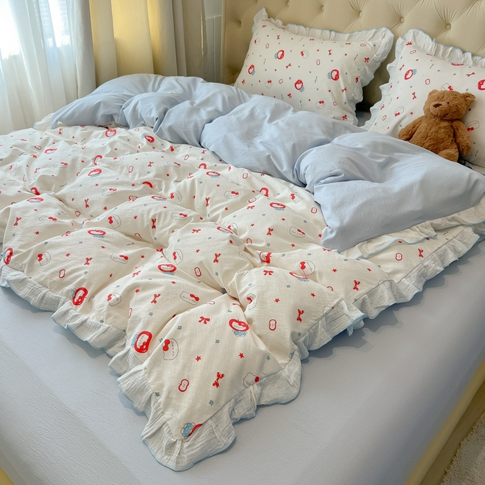 91家纺网 家纺一手货源 找家纺 繁花家居 2025新款高弹线云感木棉多层纱花边超软四件套-风格二 小猫苹果