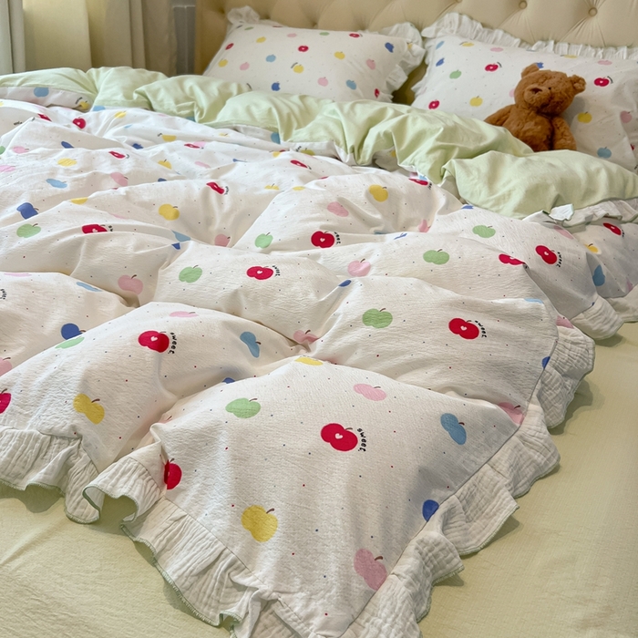 91家纺网 家纺一手货源 找家纺 繁花家居 2025新款高弹线云感木棉多层纱花边超软四件套-风格二 彩色苹果