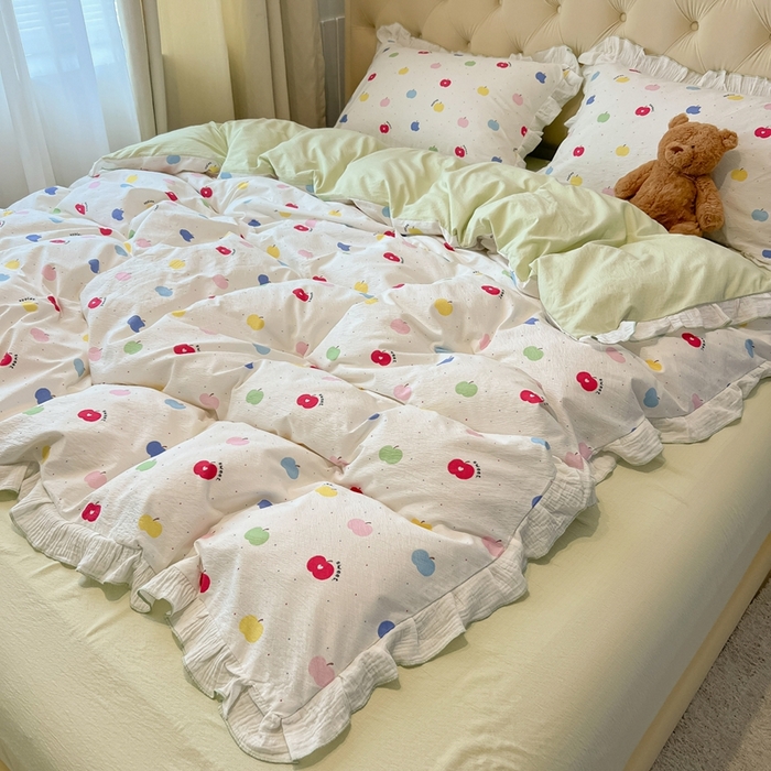 91家纺网 家纺一手货源 找家纺 繁花家居 2025新款高弹线云感木棉多层纱花边超软四件套-风格二 彩色苹果