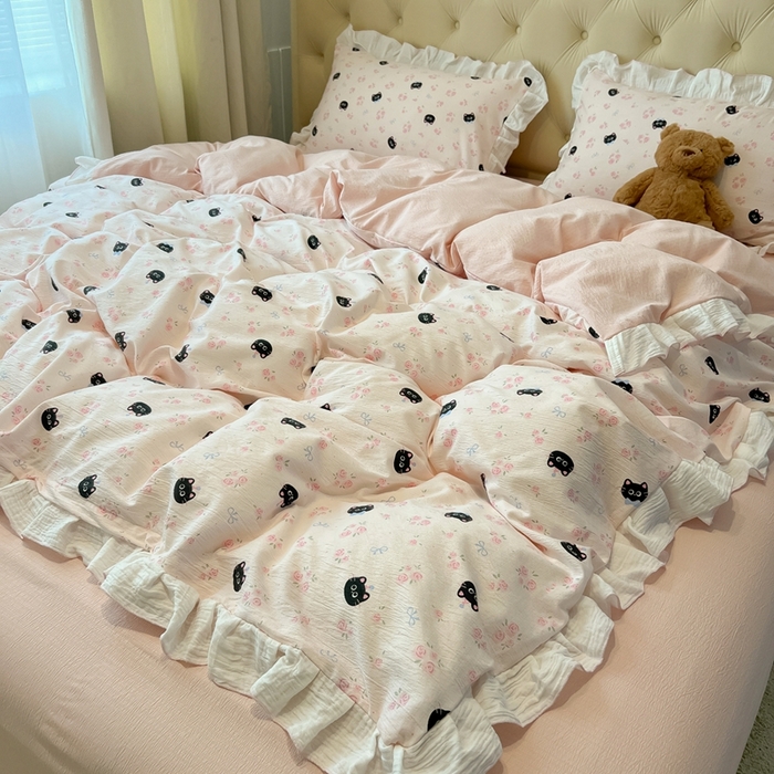 91家纺网 家纺一手货源 找家纺 繁花家居 2025新款高弹线云感木棉多层纱花边超软四件套-风格二 黑猫花花