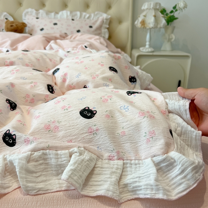 91家纺网 家纺一手货源 找家纺 繁花家居 2025新款高弹线云感木棉多层纱花边超软四件套-风格二 黑猫花花