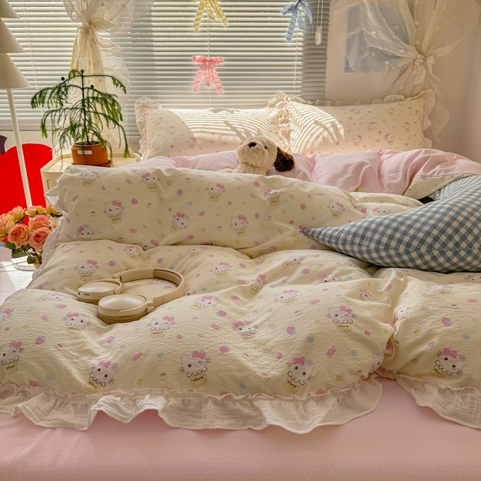 91家纺网 家纺一手货源 找家纺 繁花家居 2025新款高弹线云感木棉多层纱花边超软四件套-风格二 圣代甜喵-米