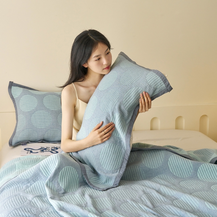 91家纺网 家纺一手货源 找家纺 （总）棠薇家纺 2025新款提花绑带款枕巾棉纱布枕巾夹棉枕头巾