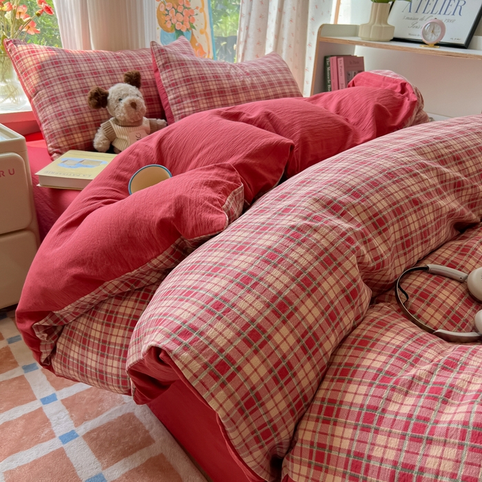 91家纺网 家纺一手货源 找家纺 （总）玉海棠家纺 2025新款云感提花双层纱印花系列四件套-场景二