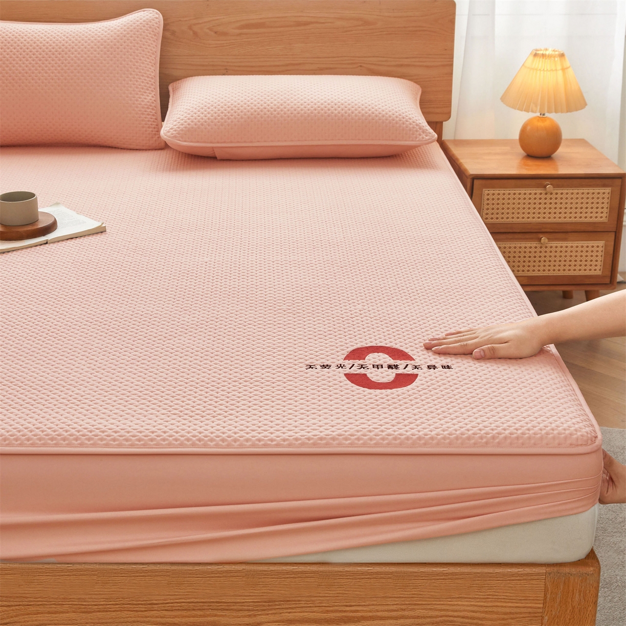 91家纺网 家纺一手货源 找家纺 居眠 2025新款安睡-防水棉花床笠 安睡-粉