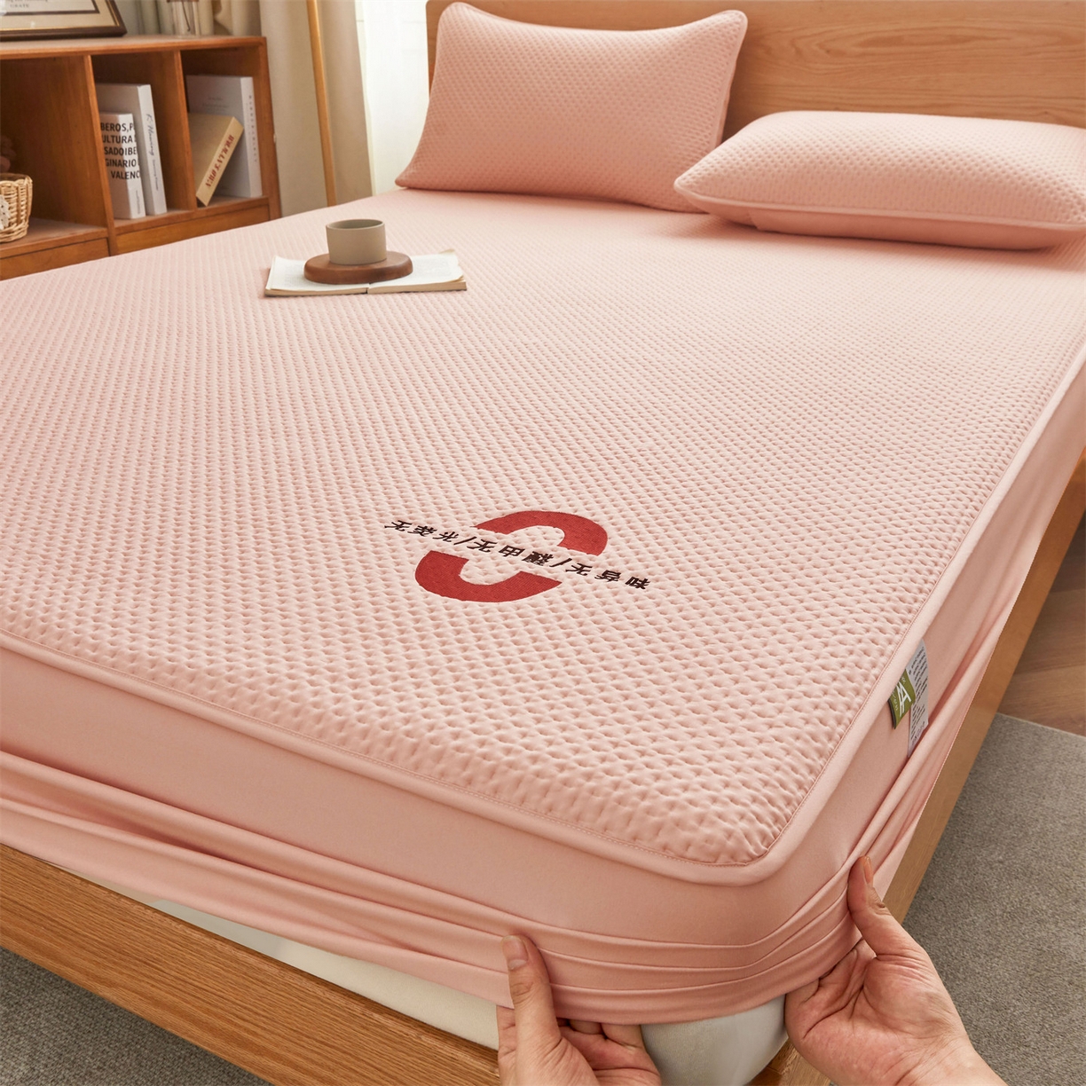 91家纺网 家纺一手货源 找家纺 居眠 2025新款安睡-防水棉花床笠 安睡-粉