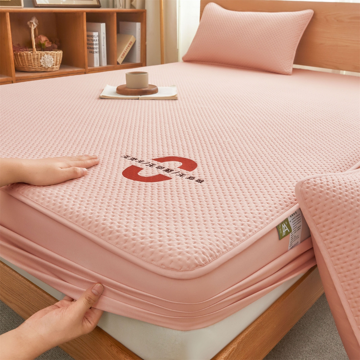 91家纺网 家纺一手货源 找家纺 居眠 2025新款安睡-防水棉花床笠 安睡-粉