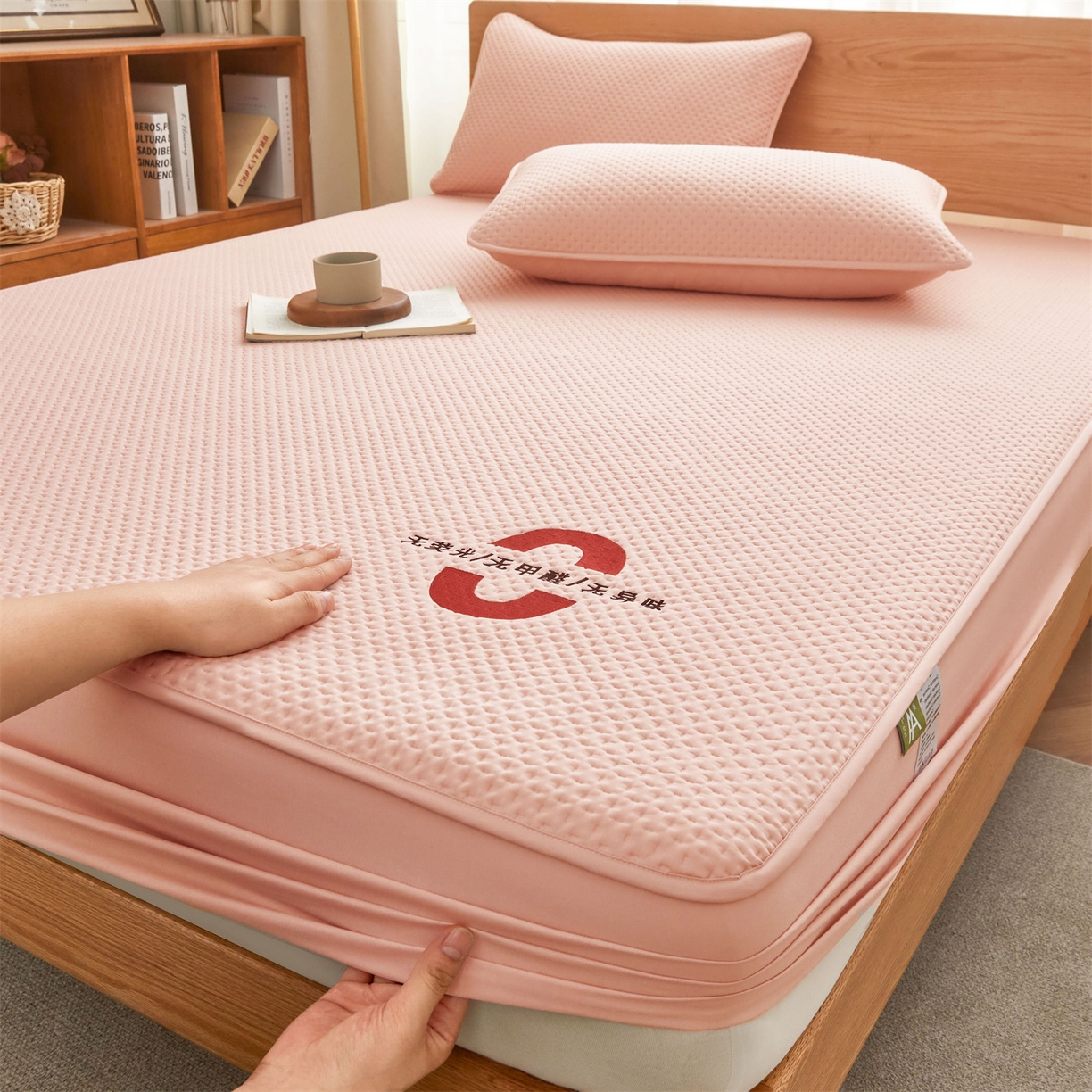 91家纺网 家纺一手货源 找家纺 居眠 2025新款安睡-防水棉花床笠 安睡-粉