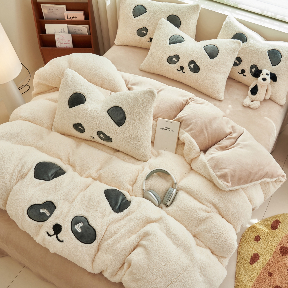 91家纺网 家纺一手货源 找家纺 晨曦家纺 2025贴布绣刺绣工艺羊羔绒牛奶绒四件套 熊猫宝贝