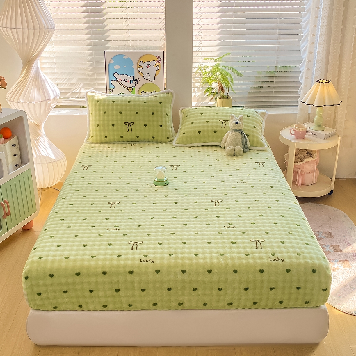 91家纺网 家纺一手货源 找家纺 眠势力 2025新款暖绒泡泡床笠单件冬季保暖床罩牛奶绒床垫保护套 爱心绿【暖绒泡泡床笠】