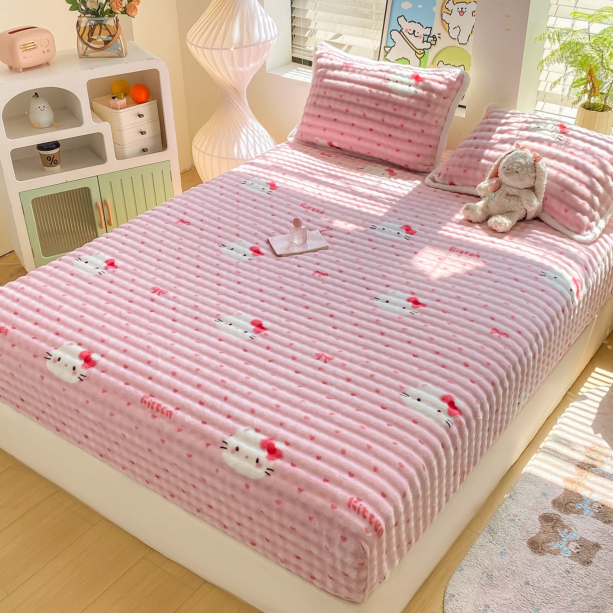 91家纺网 家纺一手货源 找家纺 眠势力 2025新款暖绒泡泡床笠单件冬季保暖床罩牛奶绒床垫保护套 爱心KT【暖绒泡泡床笠】