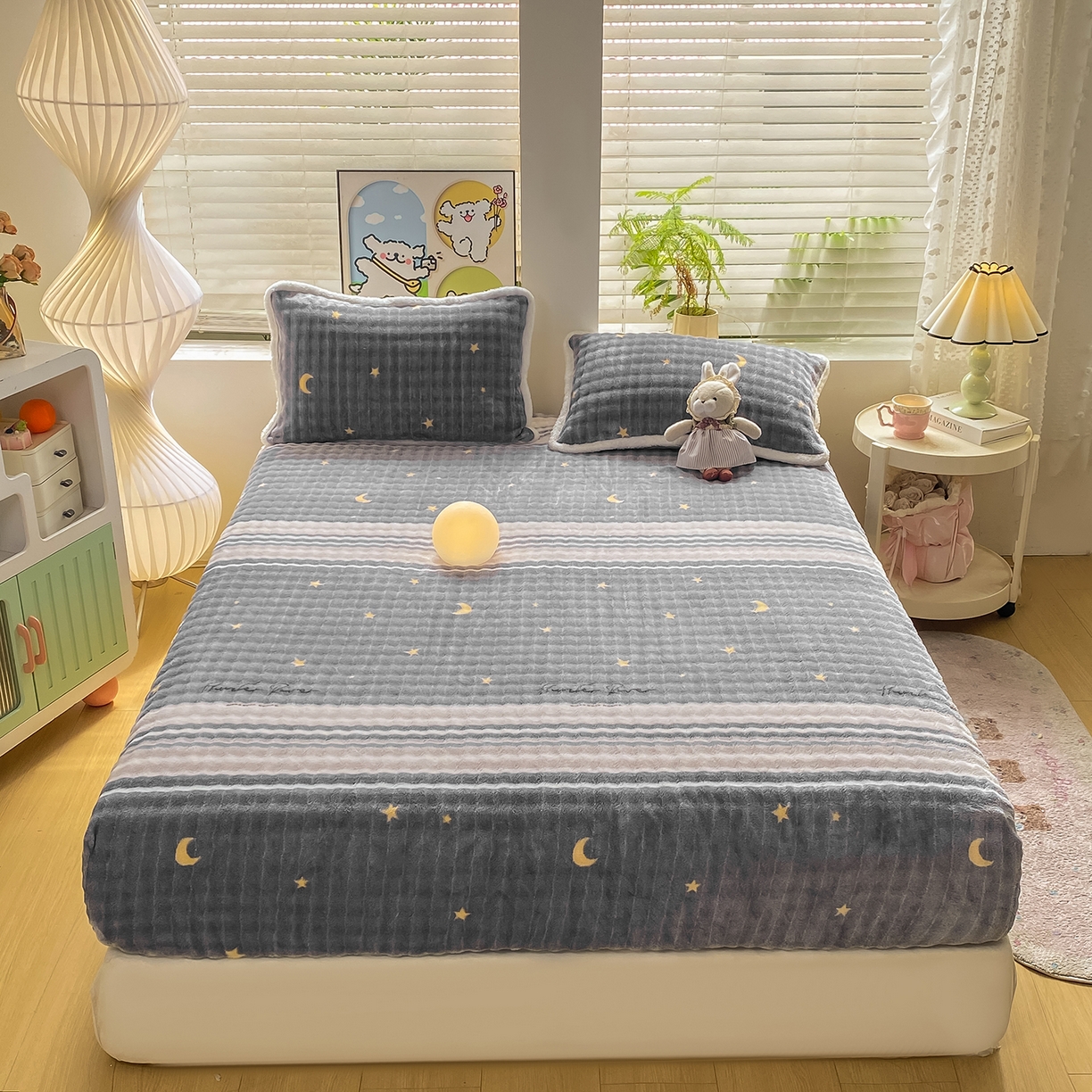 91家纺网 家纺一手货源 找家纺 眠势力 2025新款暖绒泡泡床笠单件冬季保暖床罩牛奶绒床垫保护套 繁星【暖绒泡泡床笠】