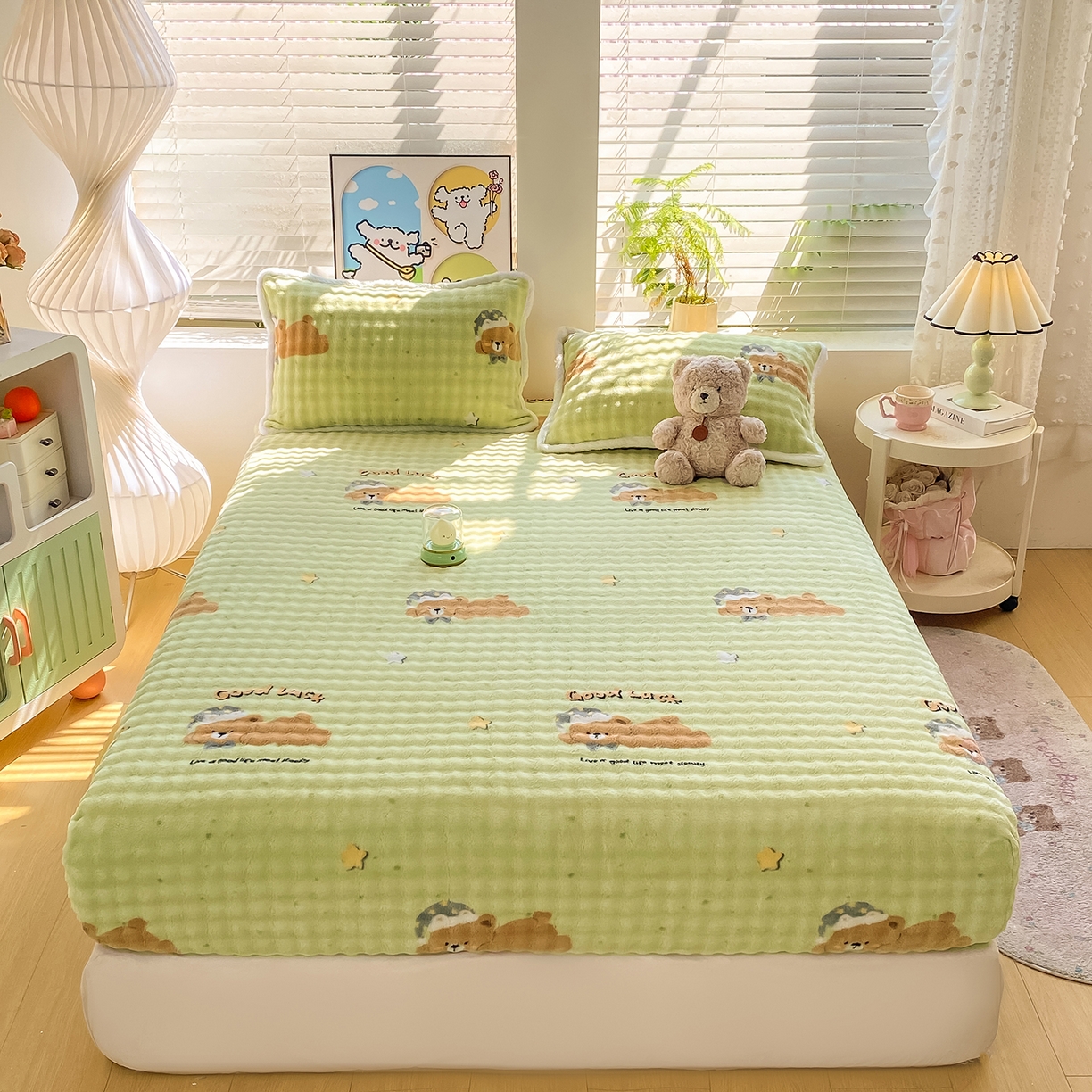 91家纺网 家纺一手货源 找家纺 眠势力 2025新款暖绒泡泡床笠单件冬季保暖床罩牛奶绒床垫保护套 帽子小熊【暖绒泡泡床笠】