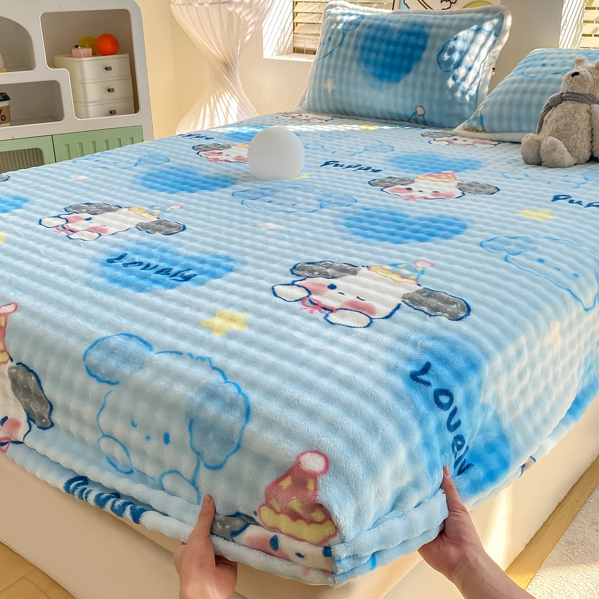 91家纺网 家纺一手货源 找家纺 眠势力 2025新款暖绒泡泡床笠单件冬季保暖床罩牛奶绒床垫保护套 趴趴狗【暖绒泡泡床笠】