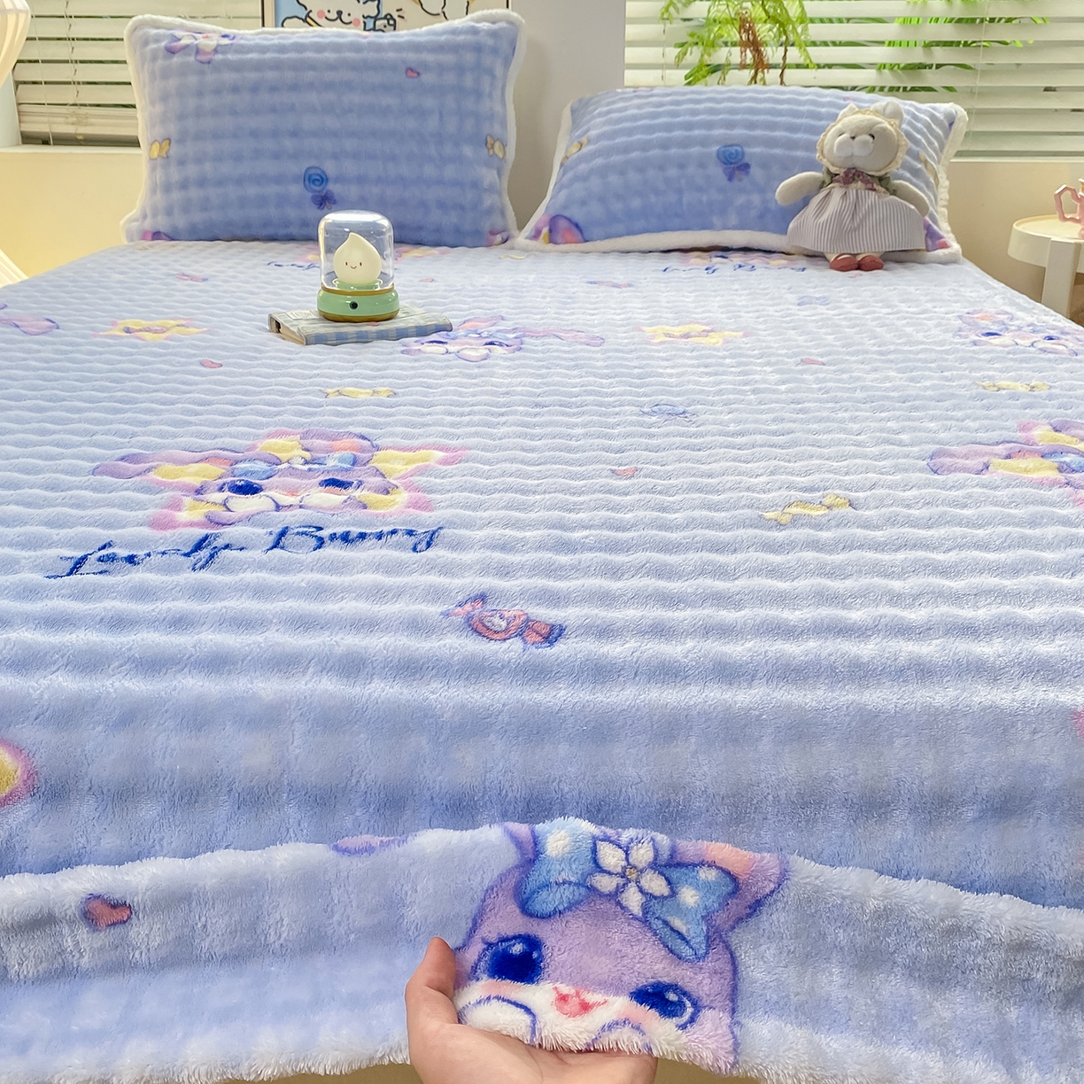 91家纺网 家纺一手货源 找家纺 眠势力 2025新款暖绒泡泡床笠单件冬季保暖床罩牛奶绒床垫保护套 星星梦露【暖绒泡泡床笠】