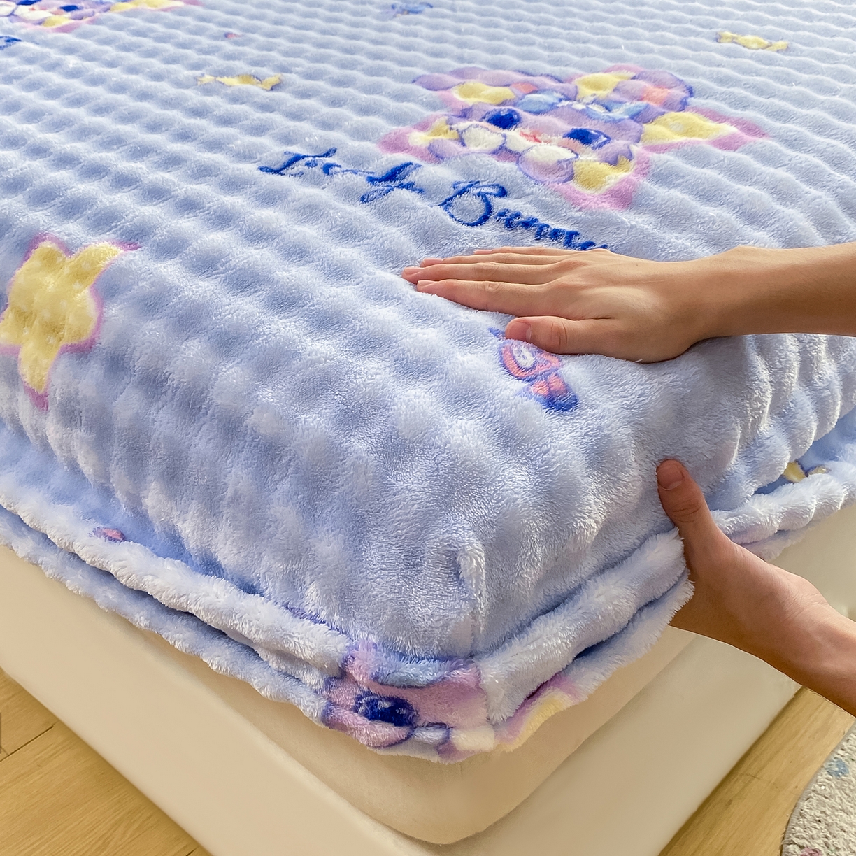 91家纺网 家纺一手货源 找家纺 眠势力 2025新款暖绒泡泡床笠单件冬季保暖床罩牛奶绒床垫保护套 星星梦露【暖绒泡泡床笠】