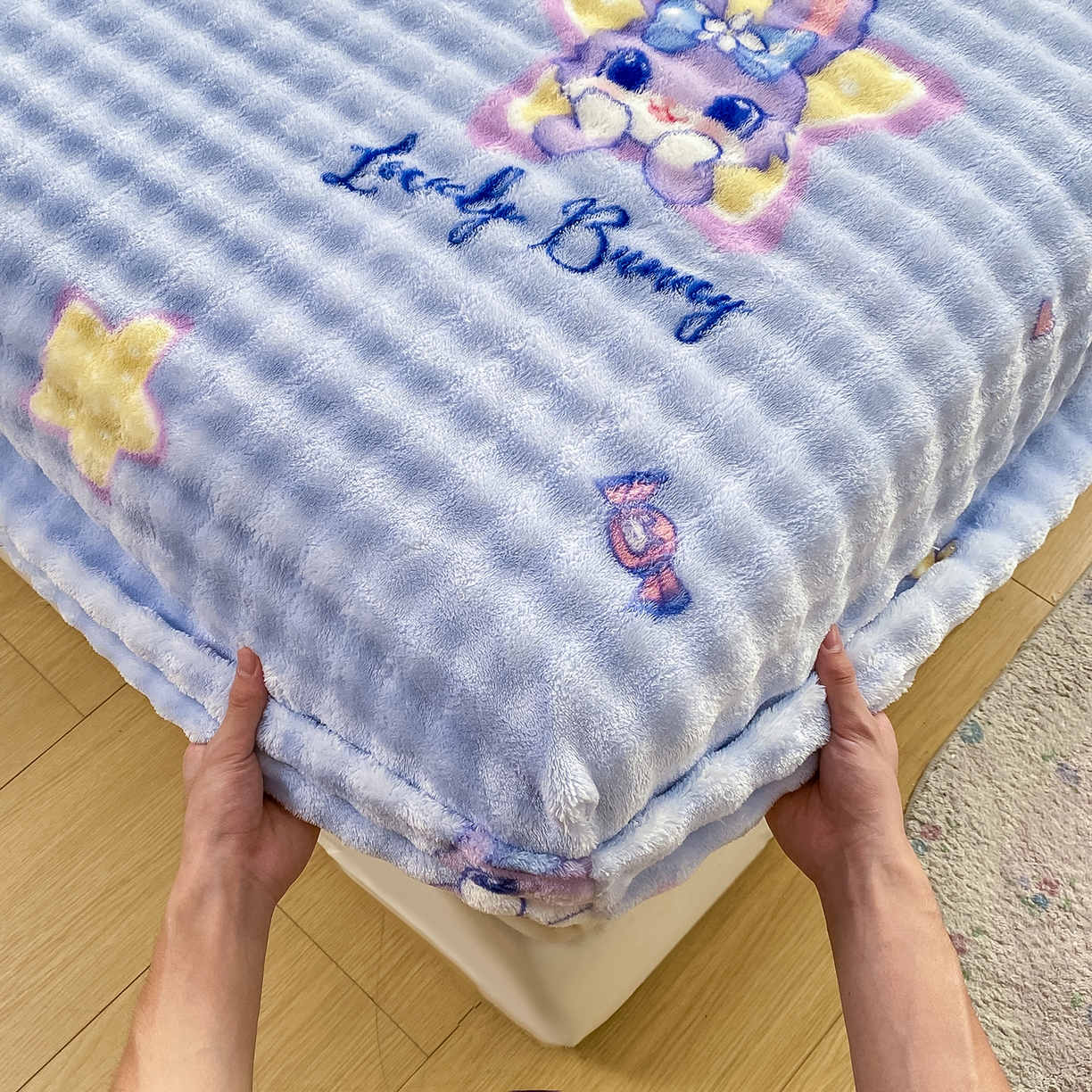 91家纺网 家纺一手货源 找家纺 眠势力 2025新款暖绒泡泡床笠单件冬季保暖床罩牛奶绒床垫保护套 星星梦露【暖绒泡泡床笠】