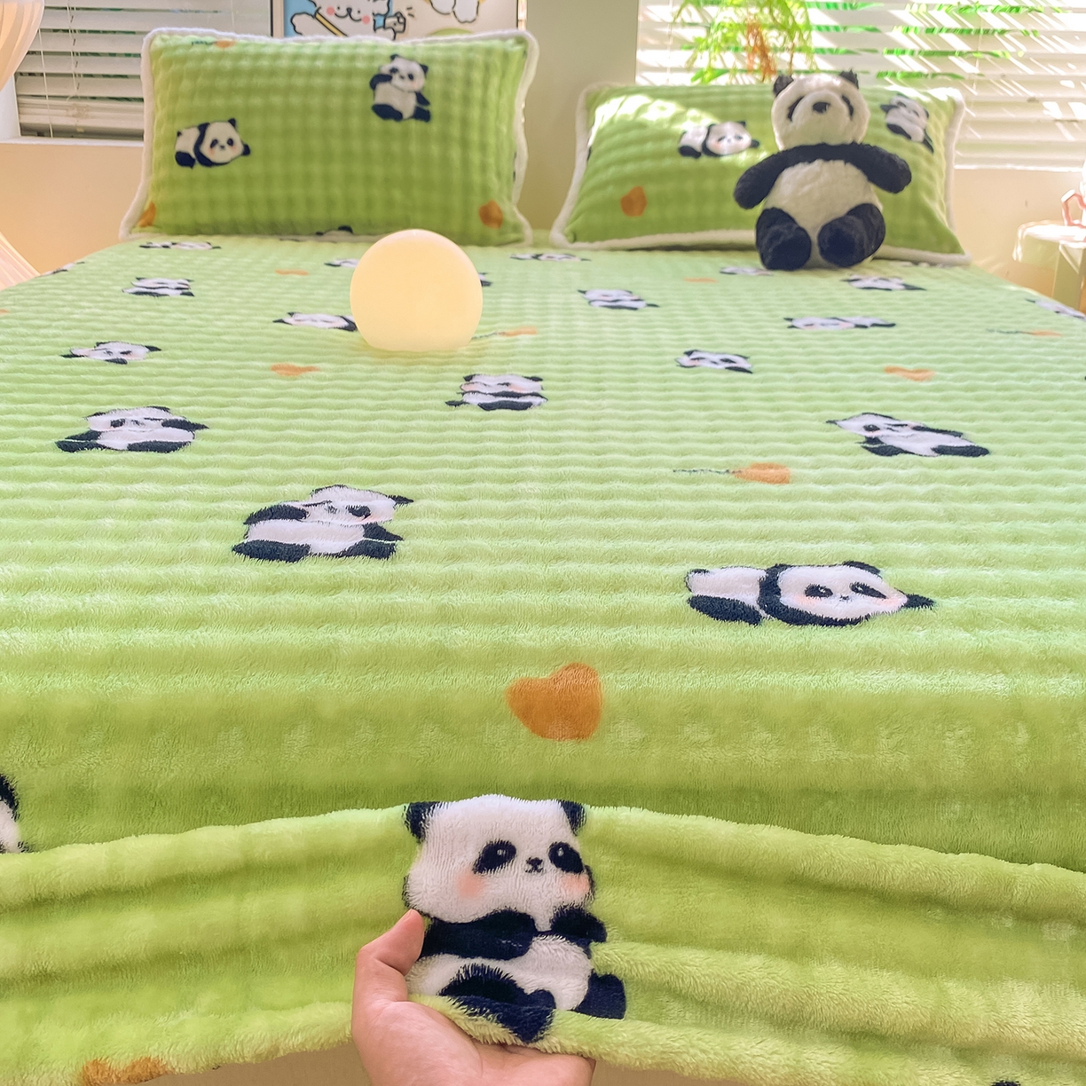 91家纺网 家纺一手货源 找家纺 眠势力 2025新款暖绒泡泡床笠单件冬季保暖床罩牛奶绒床垫保护套 熊猫【暖绒泡泡床笠】
