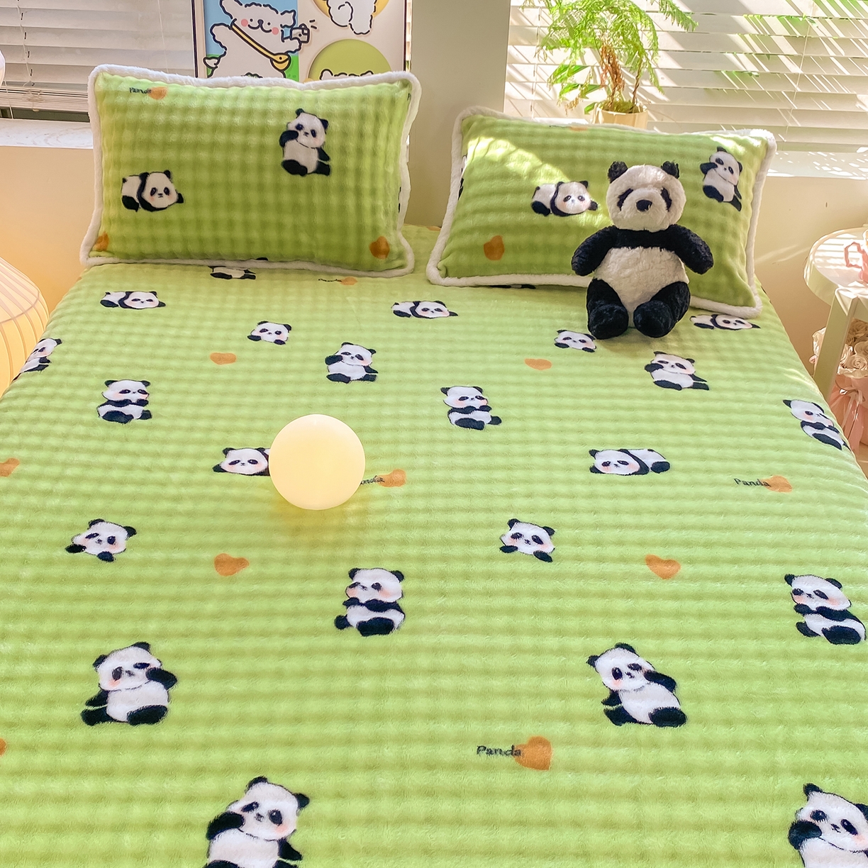 91家纺网 家纺一手货源 找家纺 眠势力 2025新款暖绒泡泡床笠单件冬季保暖床罩牛奶绒床垫保护套 熊猫【暖绒泡泡床笠】