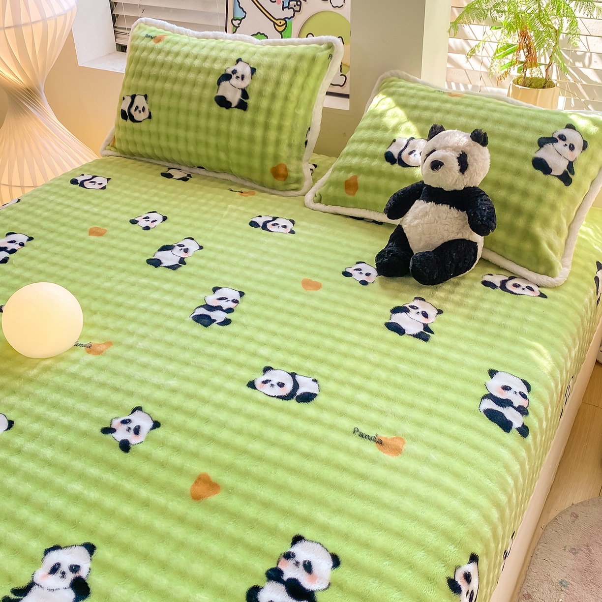 91家纺网 家纺一手货源 找家纺 眠势力 2025新款暖绒泡泡床笠单件冬季保暖床罩牛奶绒床垫保护套 熊猫【暖绒泡泡床笠】